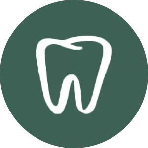 Zahn-Icon in Weiß auf grünem Kreis – Symbol für Zahnarzt oder Gesundheitsbranche.